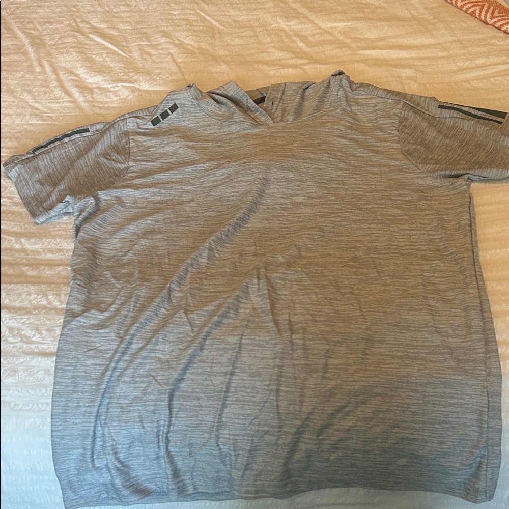 Men's Hooded Gray Athletic Shirt